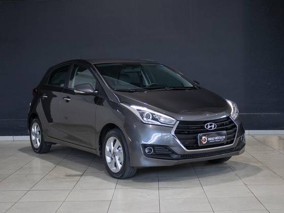 HYUNDAI HB20 1.6 PREMIUM 16V FLEX 4P AUTOMÁTICO HYUNDAI HB20 1.6 PREMIUM 16V FLEX 4P AUTOMÁTICO